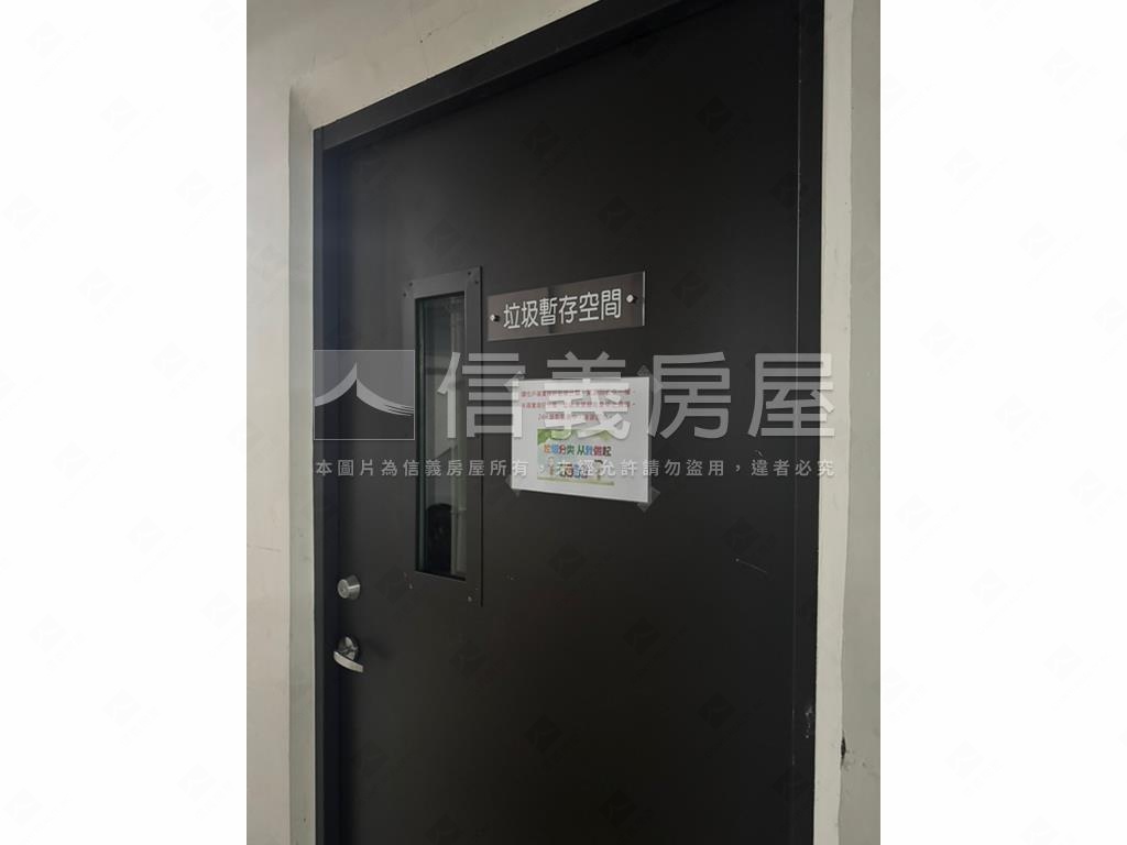 月灣湖影－高樓兩房車位房屋室內格局與周邊環境