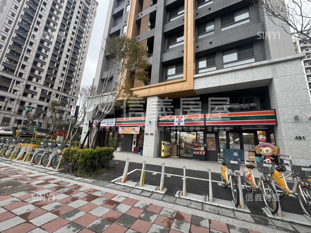 月灣湖影－高樓兩房車位房屋室內格局與周邊環境