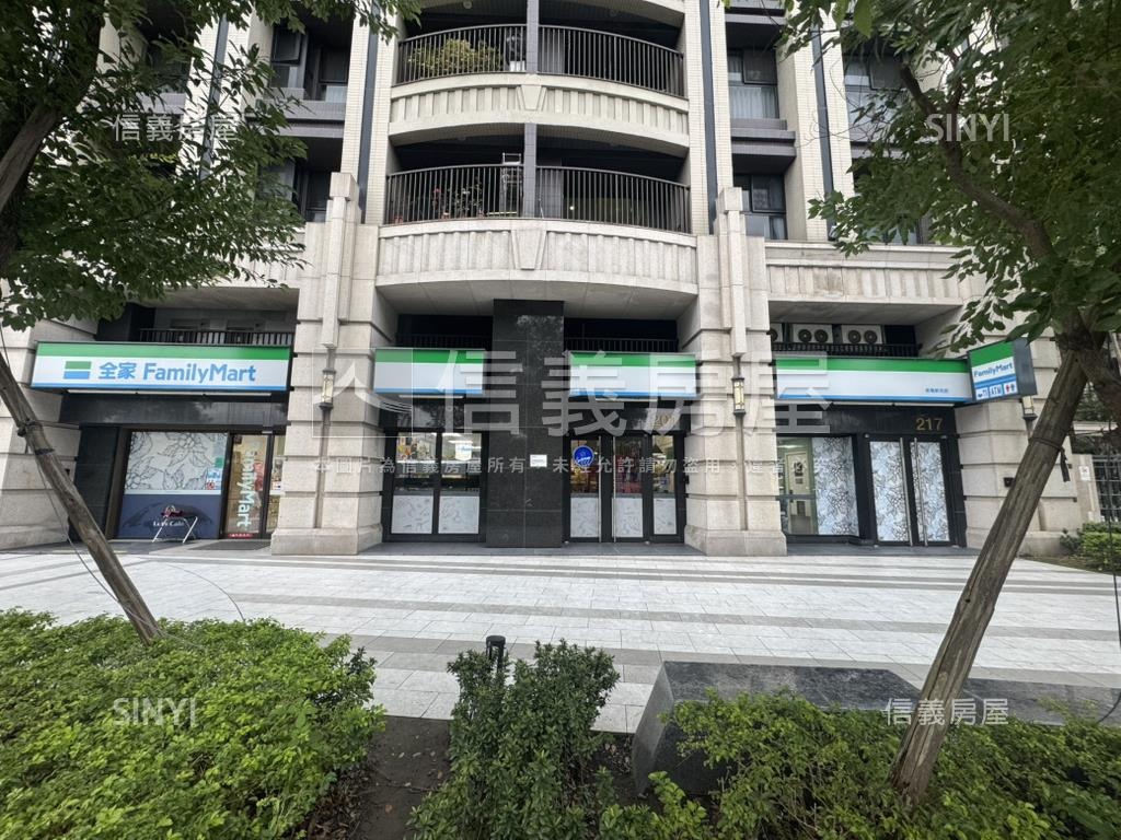 月灣湖影－高樓兩房車位房屋室內格局與周邊環境