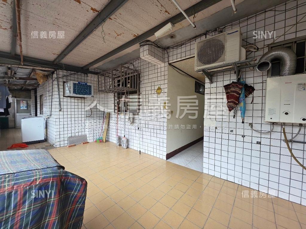 蘆洲民義街大空間頂加房屋室內格局與周邊環境