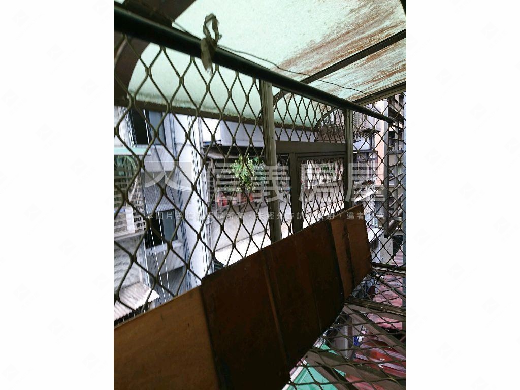 晶華商圈靜巷美套房屋室內格局與周邊環境