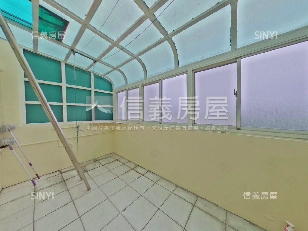 近交流道金山街稀有別墅房屋室內格局與周邊環境