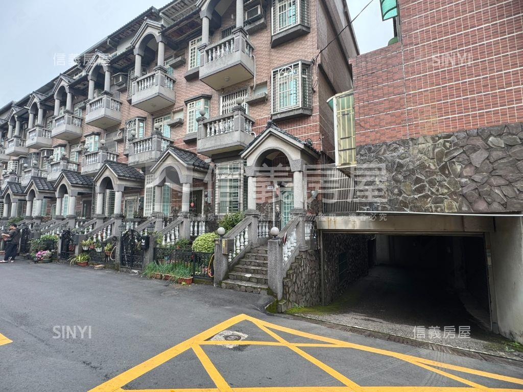 近交流道金山街稀有別墅房屋室內格局與周邊環境