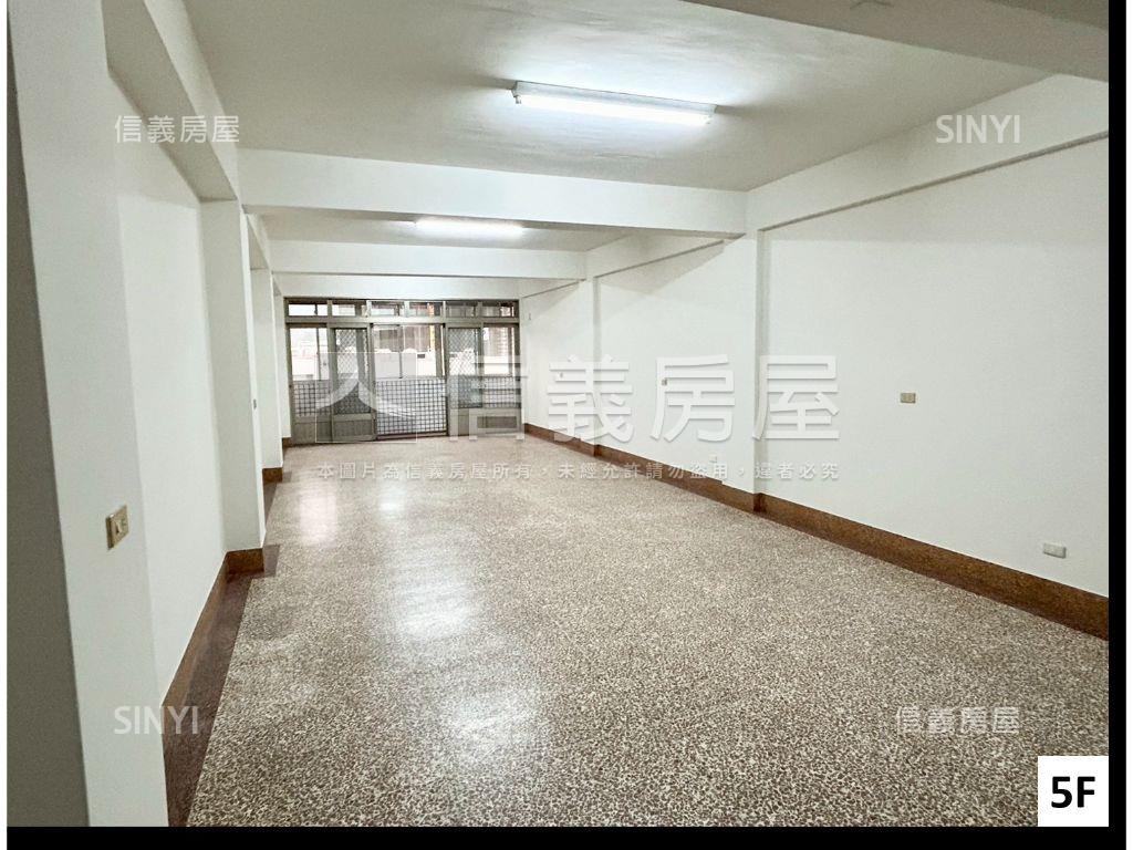 圓環東路百坪大透天房屋室內格局與周邊環境