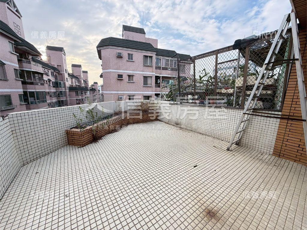 東區裕農路角窗透店房屋室內格局與周邊環境