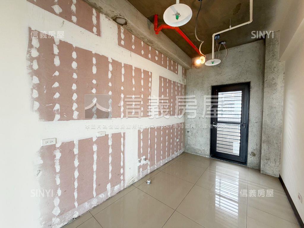 水岸天濶極致豪邸３＋１房屋室內格局與周邊環境