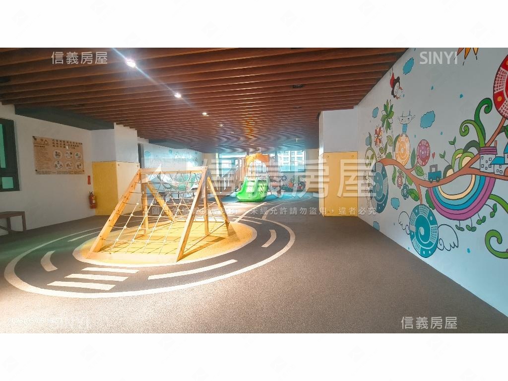 中港雲頂ＮＯ．３三房平車房屋室內格局與周邊環境
