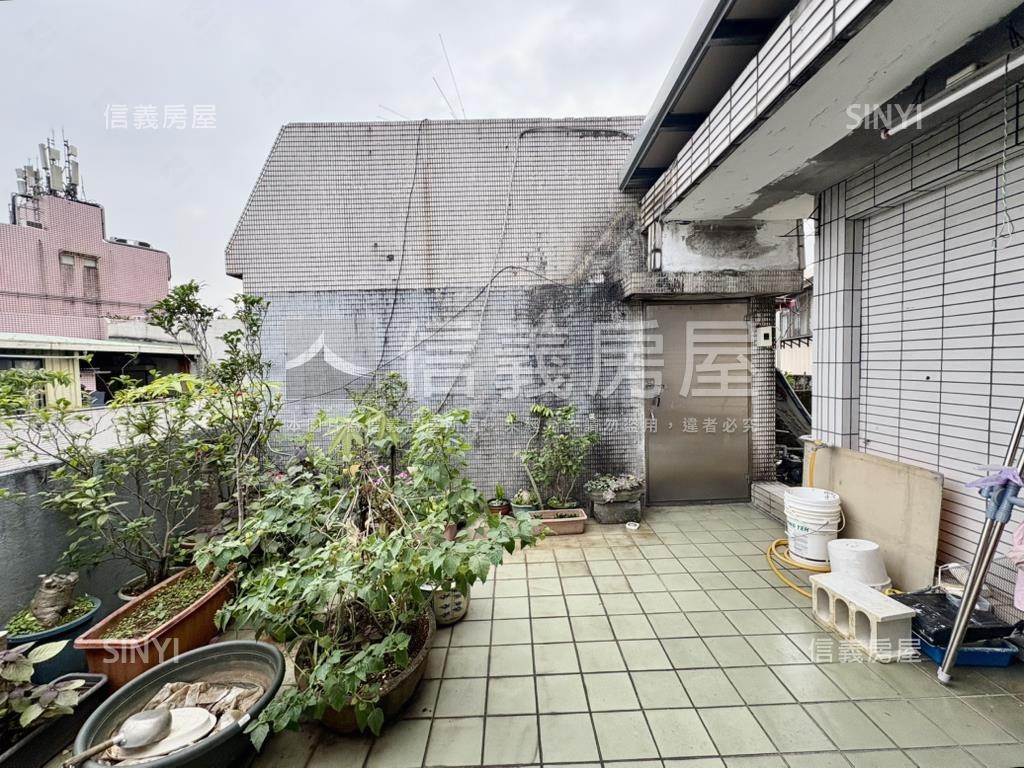 湖光星雲景觀大空間房屋室內格局與周邊環境