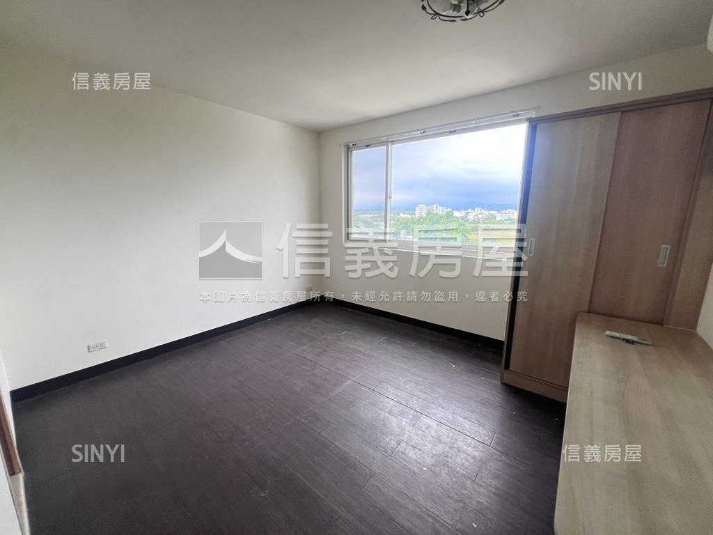 善化國中旁正２０米路店透房屋室內格局與周邊環境