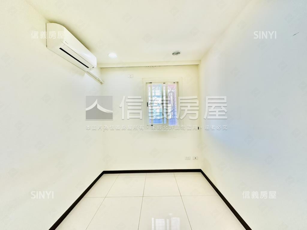生活社區景觀邊間３房房屋室內格局與周邊環境