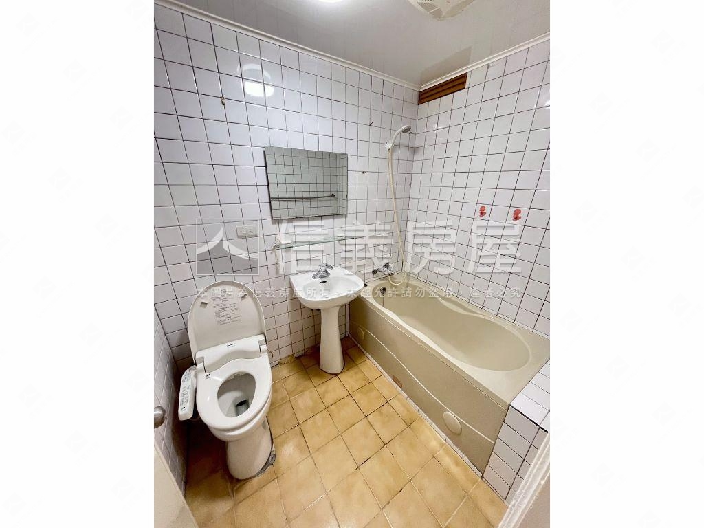 萬芳商圈成家黃金二樓房屋室內格局與周邊環境