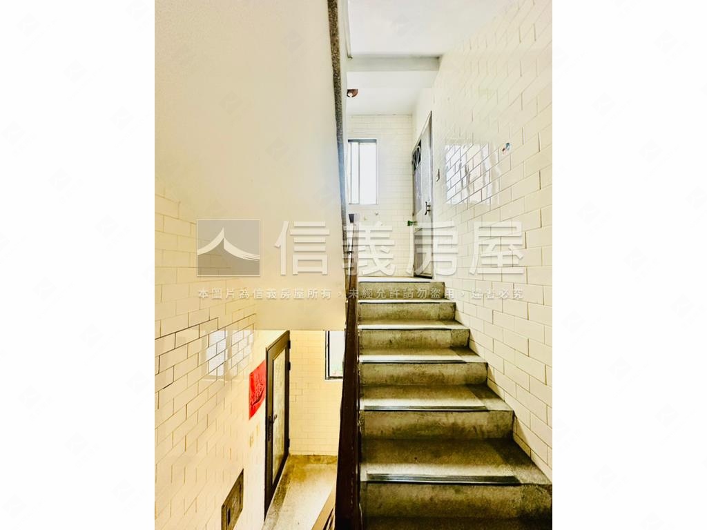 天母國小邊間四房房屋室內格局與周邊環境