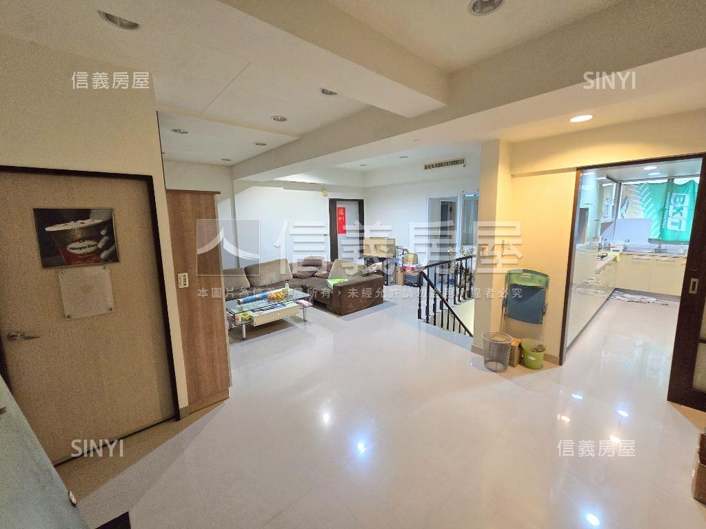 高科大．大面寬質感雙店面房屋室內格局與周邊環境