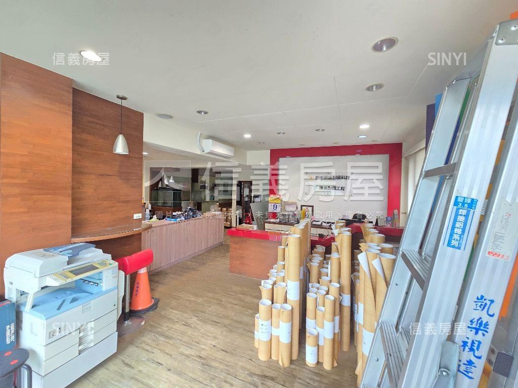 高科大．大面寬質感雙店面房屋室內格局與周邊環境