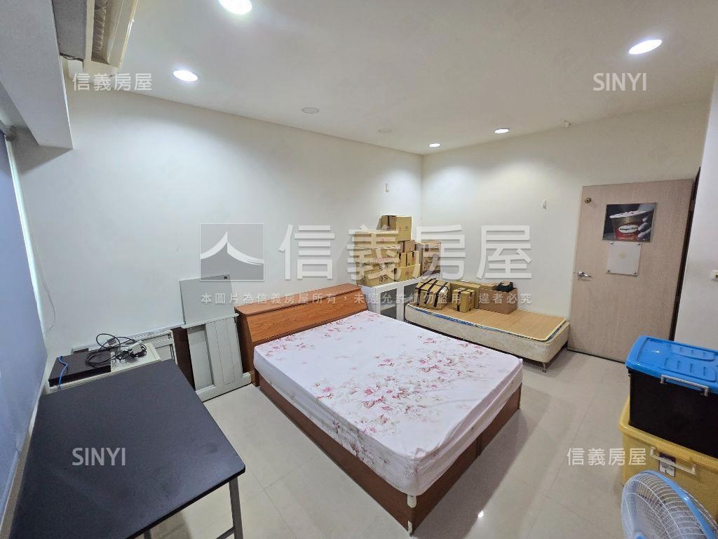 高科大．大面寬質感雙店面房屋室內格局與周邊環境