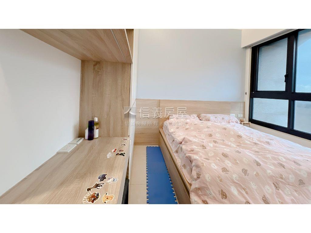鳳凰花園邊間三房房屋室內格局與周邊環境