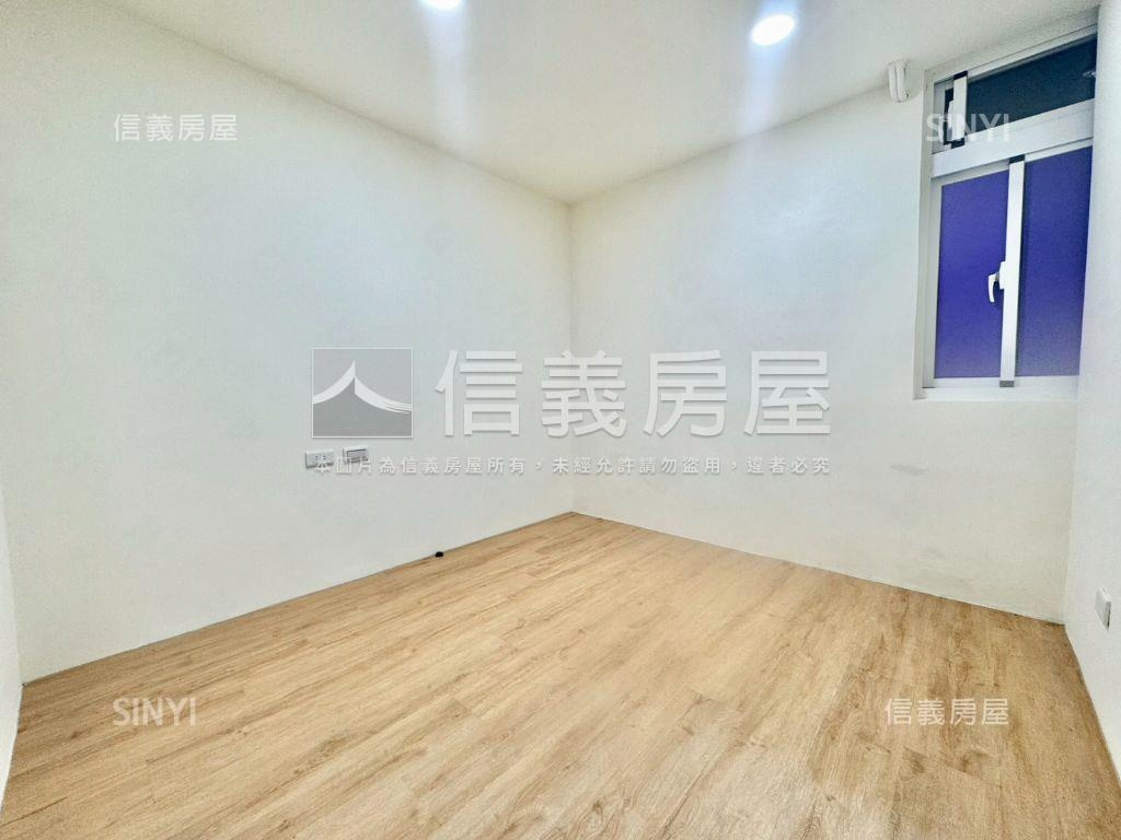 區公所捷運低總價美１樓房屋室內格局與周邊環境