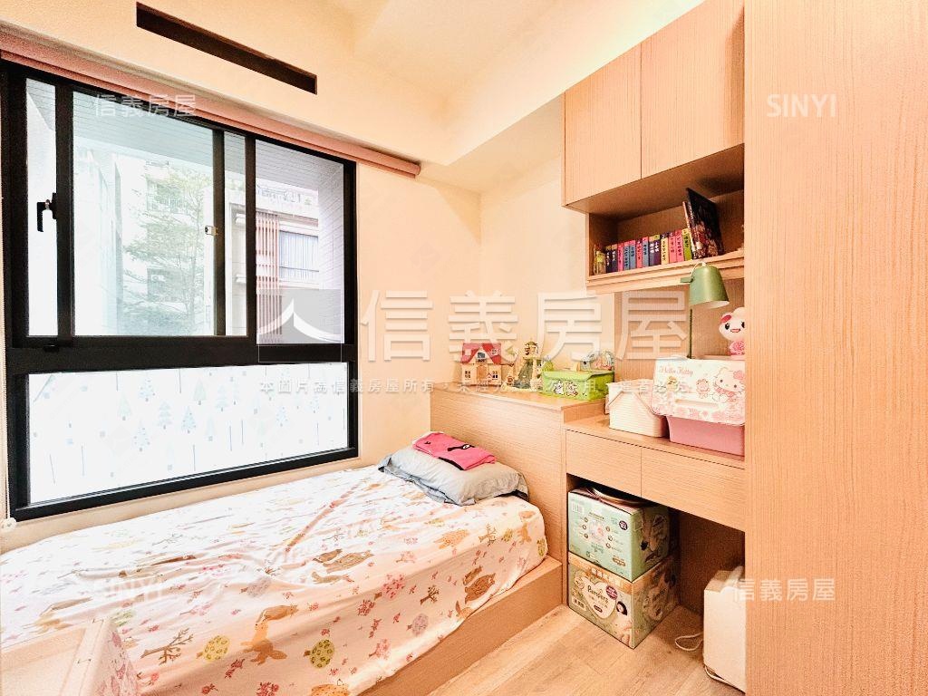 專任墨上青三房平車房屋室內格局與周邊環境