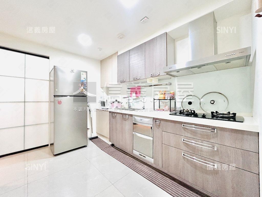 專任墨上青三房平車房屋室內格局與周邊環境