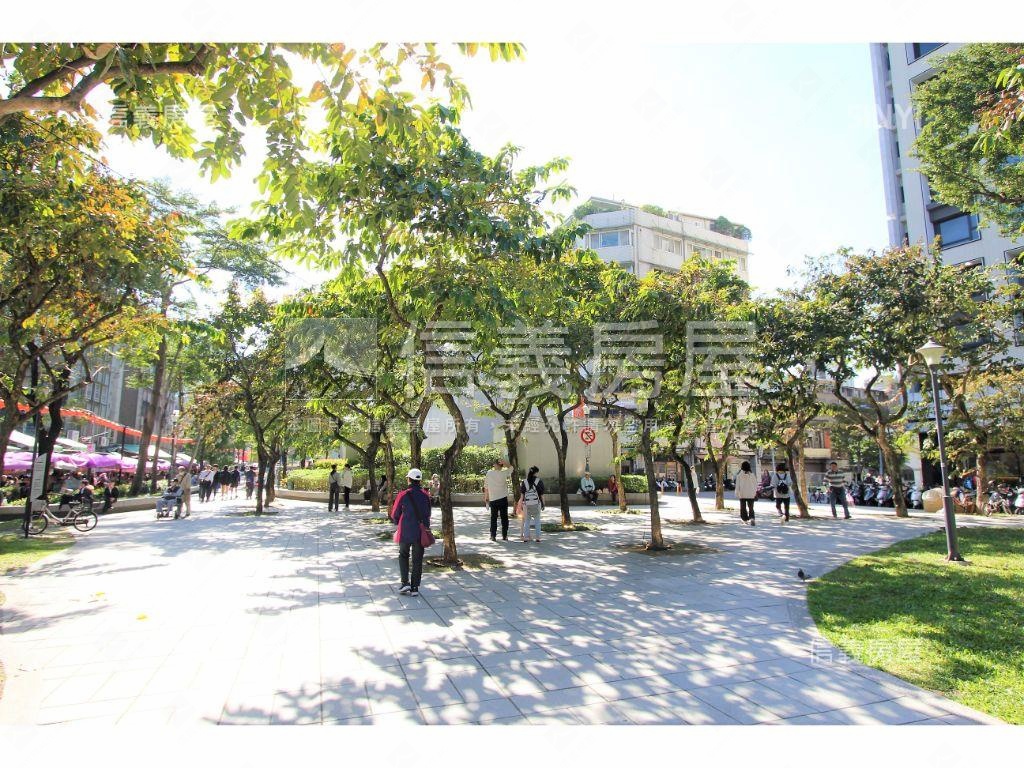 雙連方正公寓２樓房屋室內格局與周邊環境
