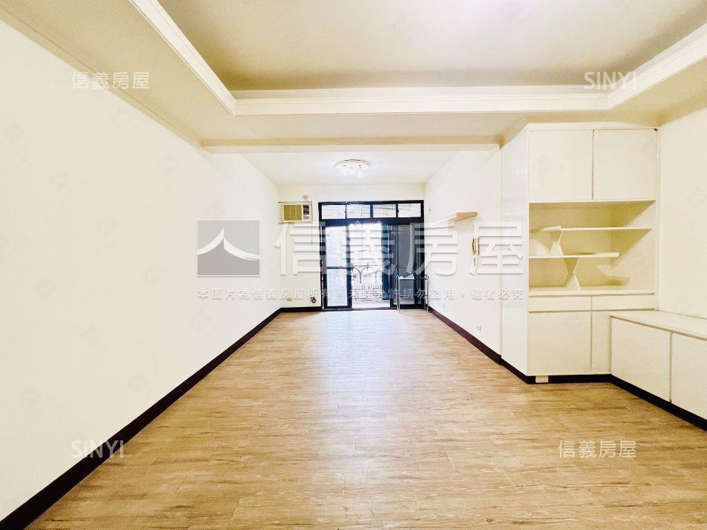 海山方正標準三房房屋室內格局與周邊環境