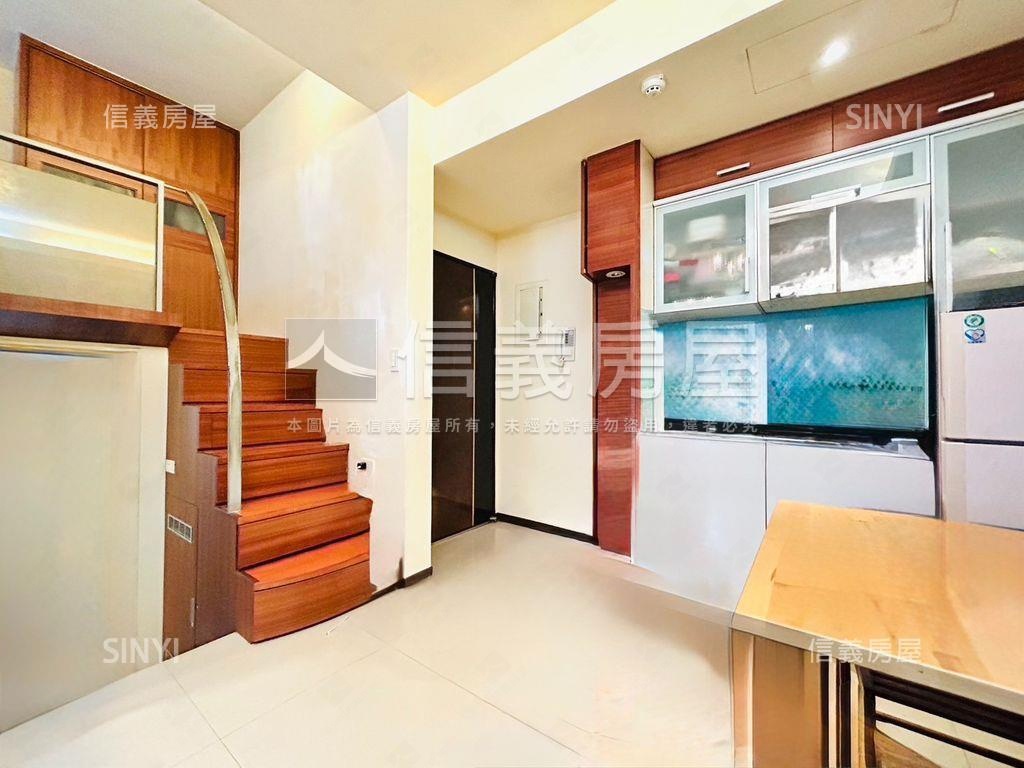 新接～歐夏蕾挑高美２＋１房屋室內格局與周邊環境