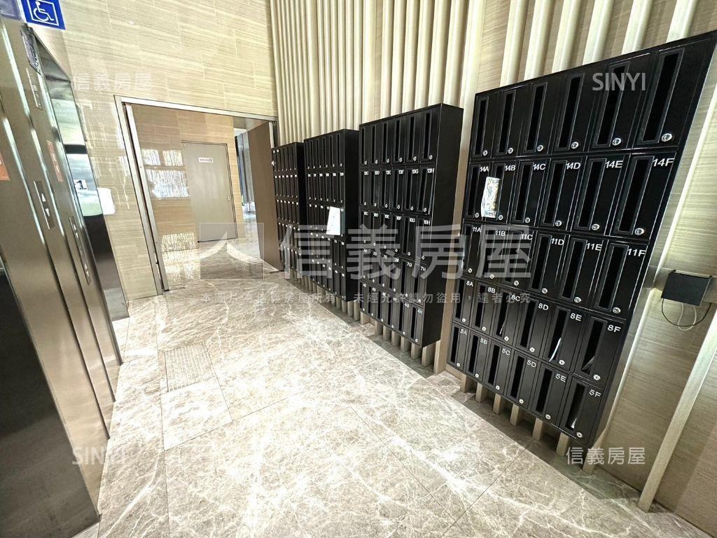 親家７ＵＰ輕屋齡２房房屋室內格局與周邊環境