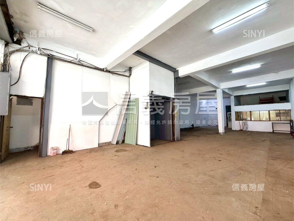 面寬有貨梯乙工透天廠辦房屋室內格局與周邊環境