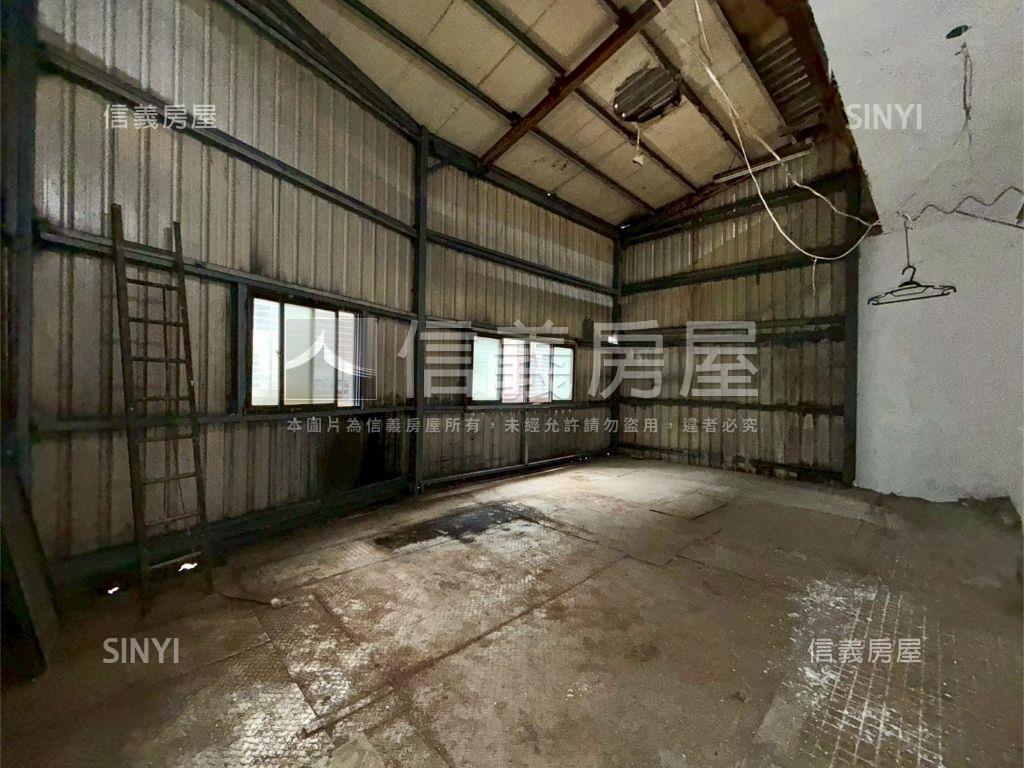 面寬有貨梯乙工透天廠辦房屋室內格局與周邊環境
