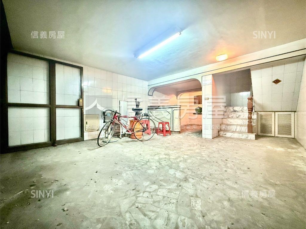 海洋商圈機能活巷透天房屋室內格局與周邊環境