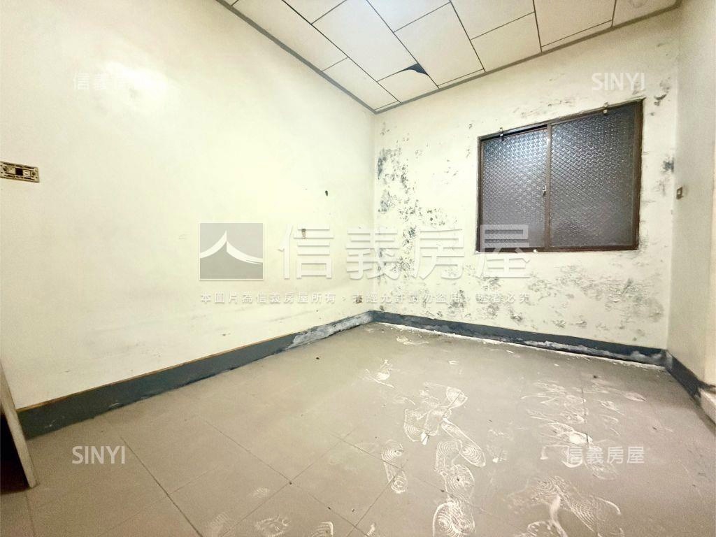 海洋商圈機能活巷透天房屋室內格局與周邊環境