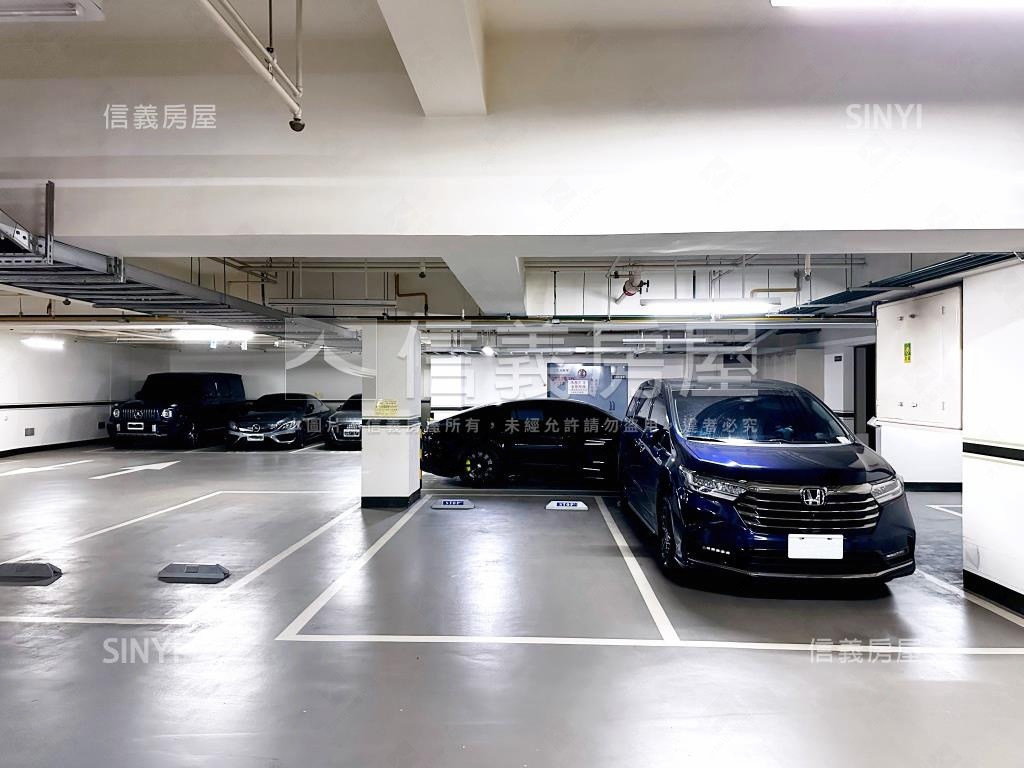 ［富宇擎山］大三房平車房屋室內格局與周邊環境