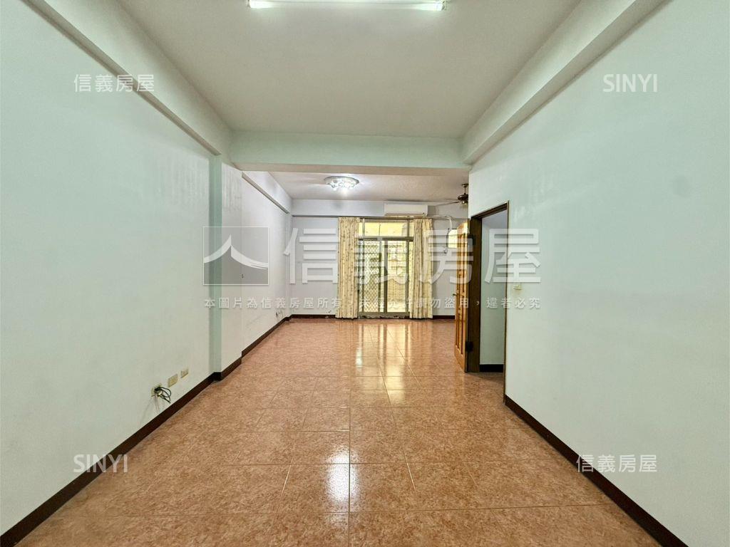 海佃熱鬧商圈旁面寬透天房屋室內格局與周邊環境