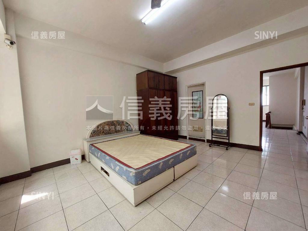 奇美商圈金雞母透天店住房屋室內格局與周邊環境