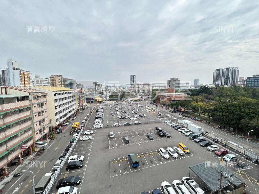 店長推薦福星公園三房車位房屋室內格局與周邊環境