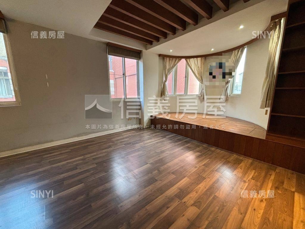 近１４期震前大地坪別墅房屋室內格局與周邊環境