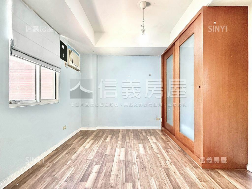 近１４期震前大地坪別墅房屋室內格局與周邊環境