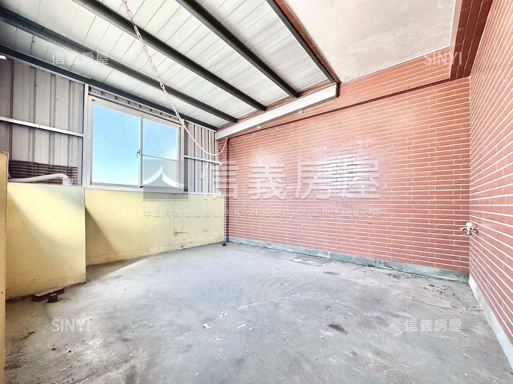 近１４期震前大地坪別墅房屋室內格局與周邊環境