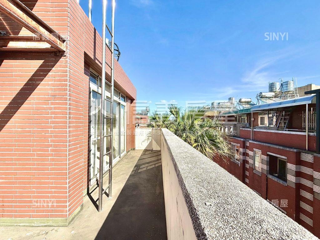 近１４期震前大地坪別墅房屋室內格局與周邊環境