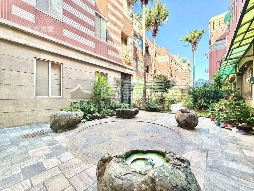 近１４期震前大地坪別墅房屋室內格局與周邊環境