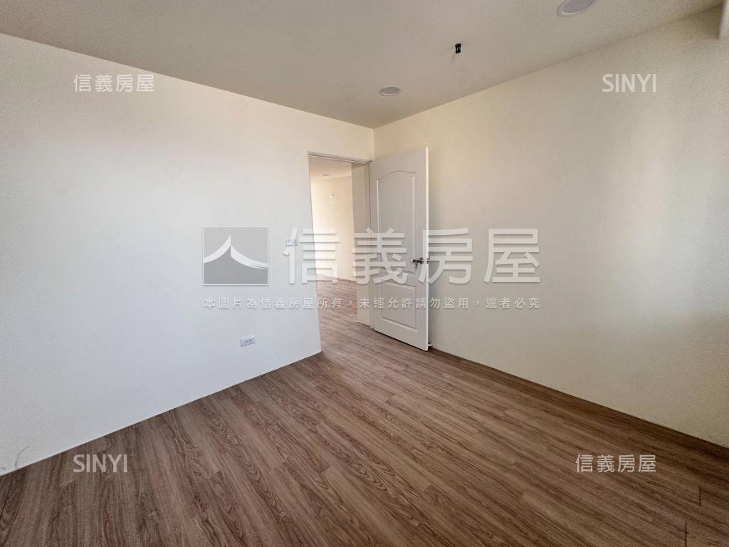 南區★大三房附車位★房屋室內格局與周邊環境