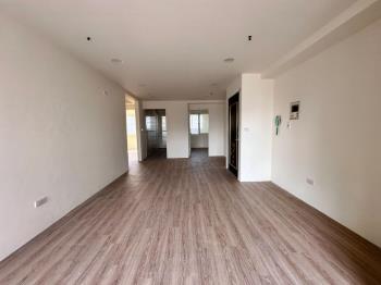 南區★大三房附車位★