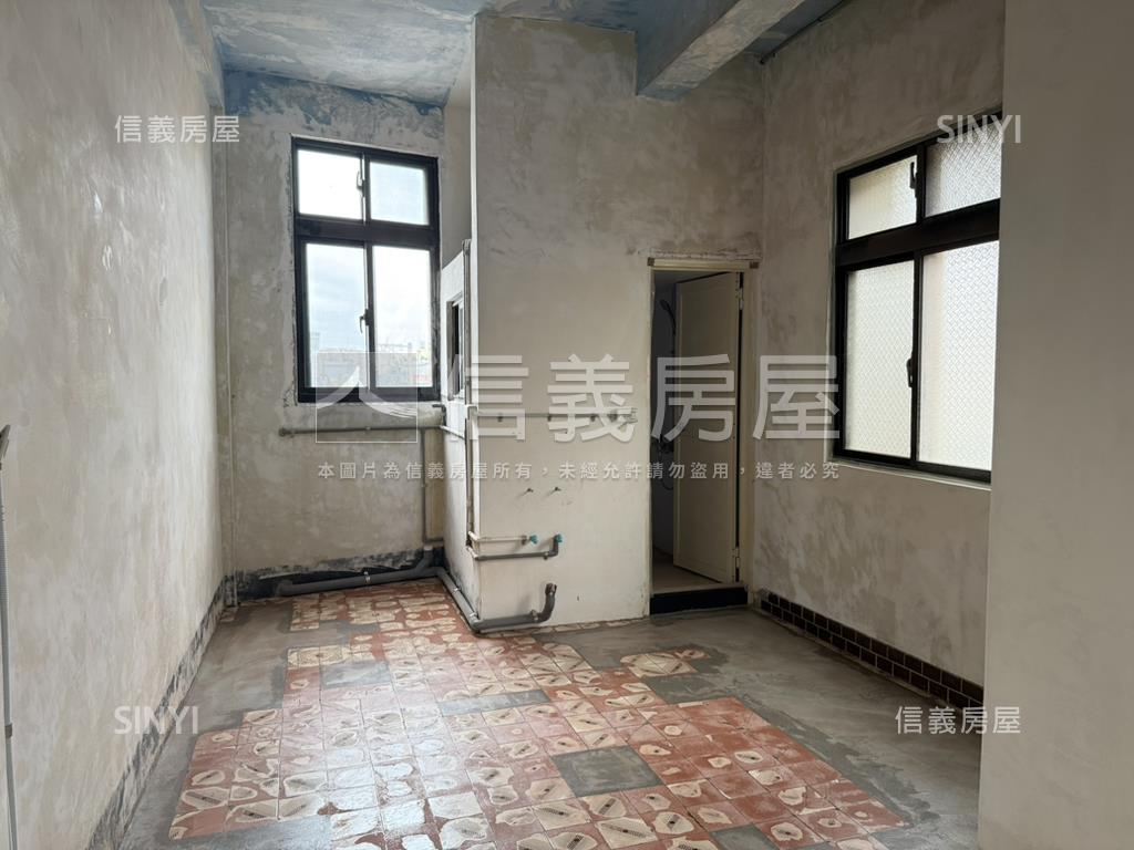 近虎林國中店面透天房屋室內格局與周邊環境