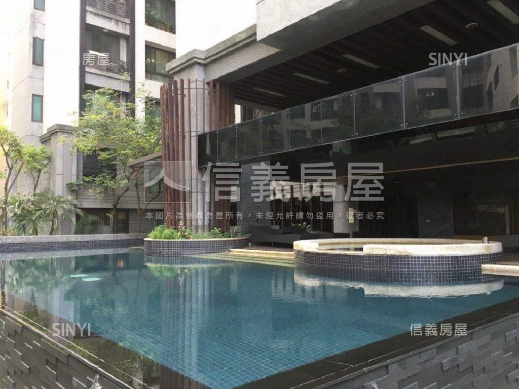 水世紀精美三房房屋室內格局與周邊環境