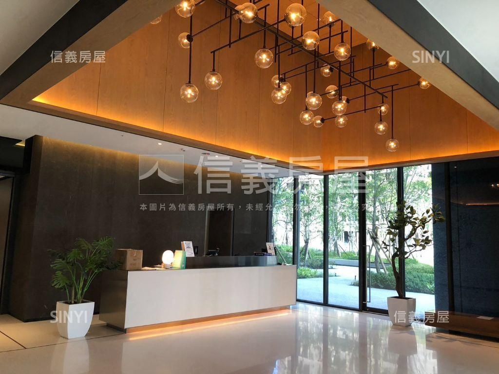 央北知名國泰稀有２房房屋室內格局與周邊環境