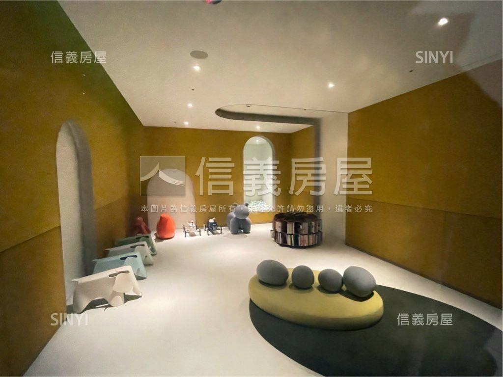 央北知名國泰稀有２房房屋室內格局與周邊環境