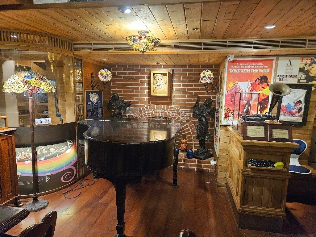ＡＡ公館面寬人潮金店房屋室內格局與周邊環境