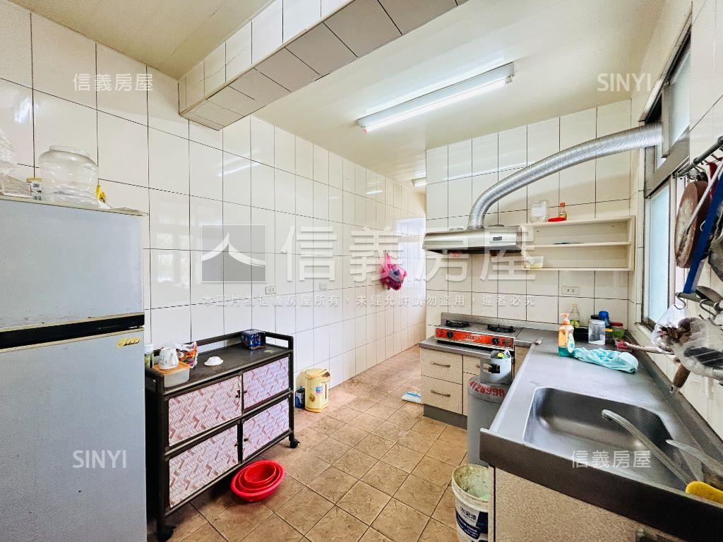 八里靜巷美寓房屋室內格局與周邊環境