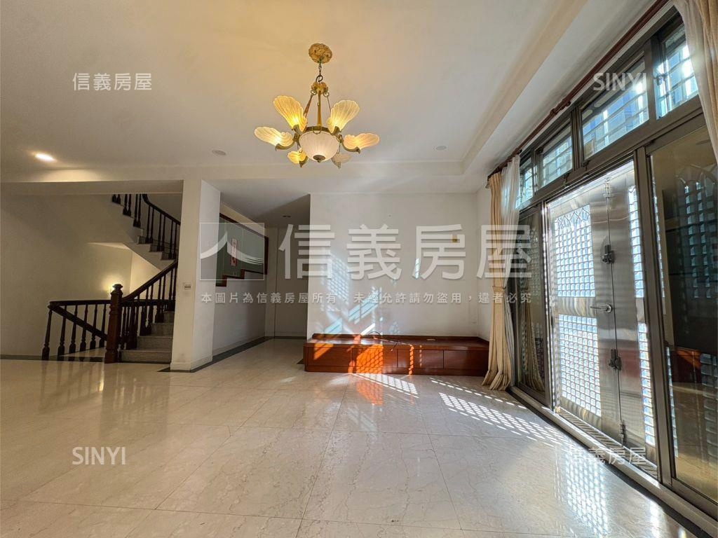 ️近南紡面寬車墅房屋室內格局與周邊環境