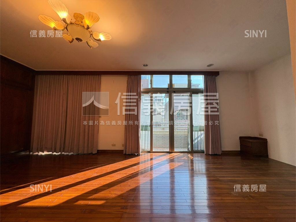 ️近南紡面寬車墅房屋室內格局與周邊環境